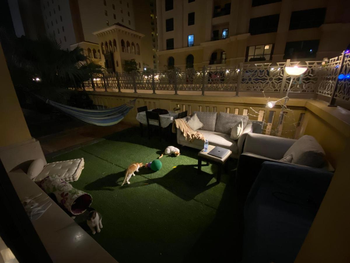 Alexandrina Vandrerhjem Dubai Eksteriør bilde